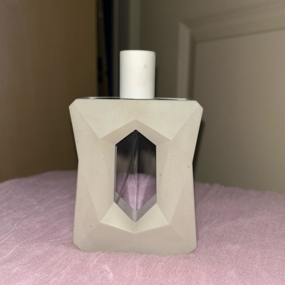 Ariana grande “god is a woman “ perfume eau de parfum 3.4 oz